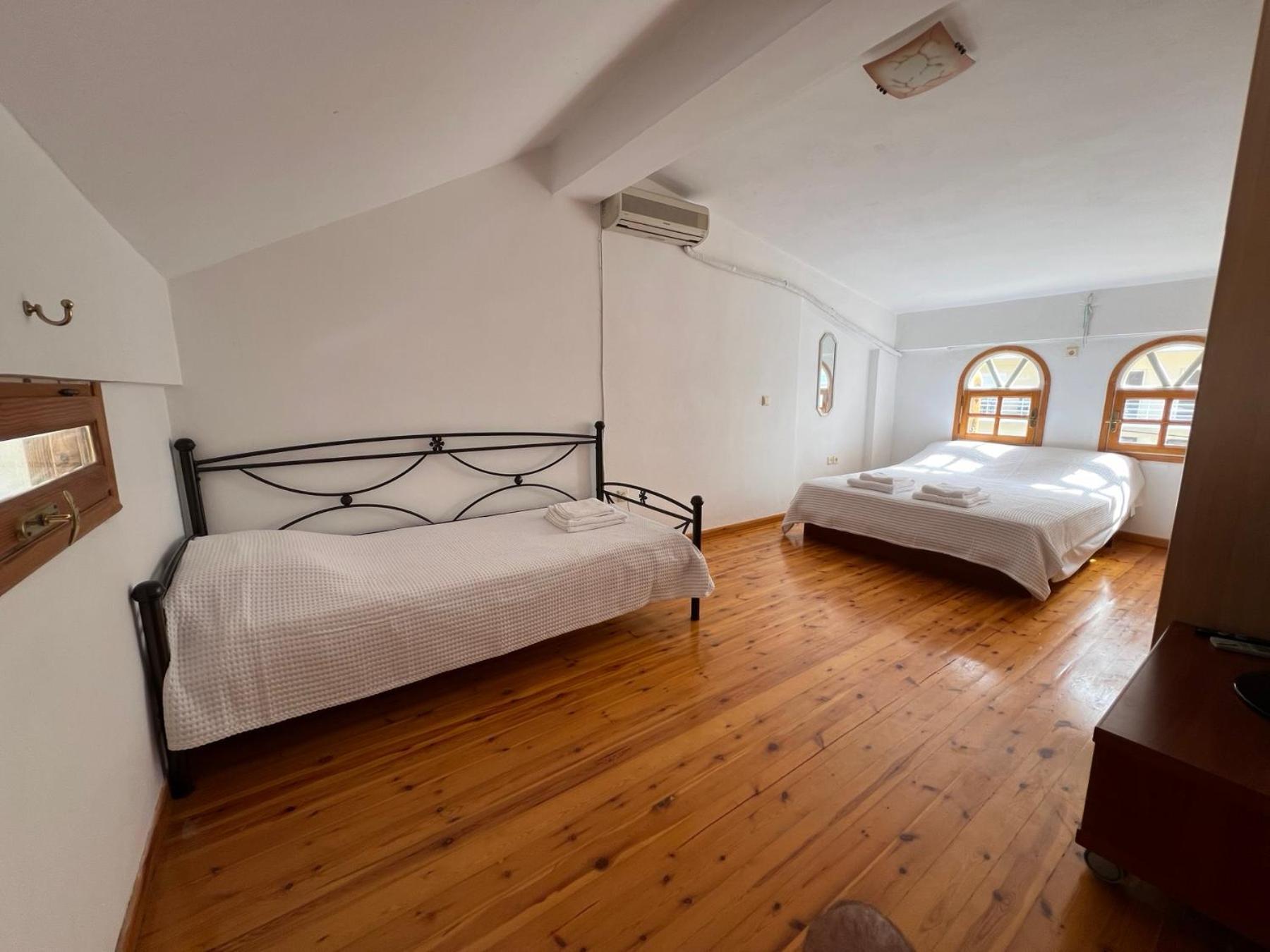 Вилла Casa Di Mare Лоутраки Экстерьер фото
